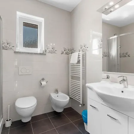 Hope - With Shared Pool ゲストハウス