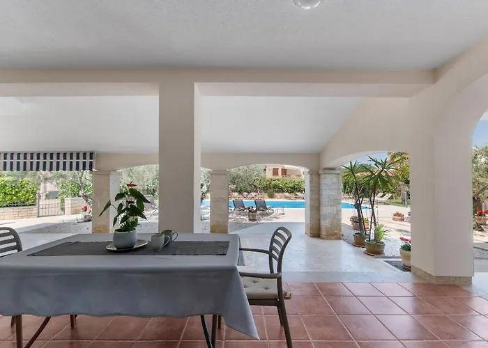 Casa de hóspedes Hope - With Shared Pool Poreč