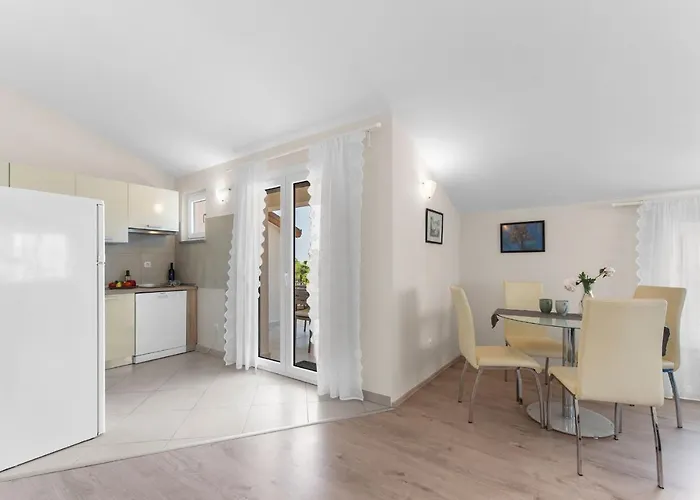 Hope - With Shared Pool Poreč