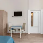 بيت ضيافة Hope - With Shared Pool