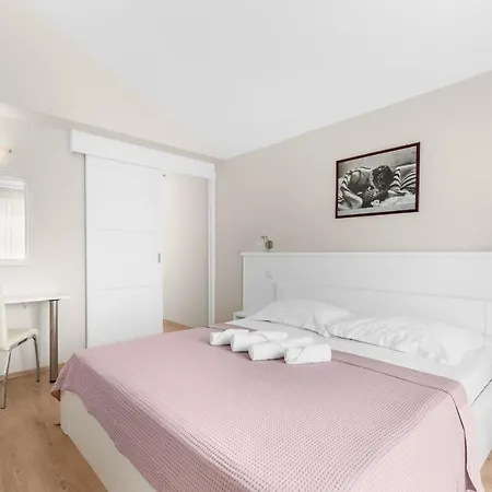 Hope - With Shared Pool Poreč