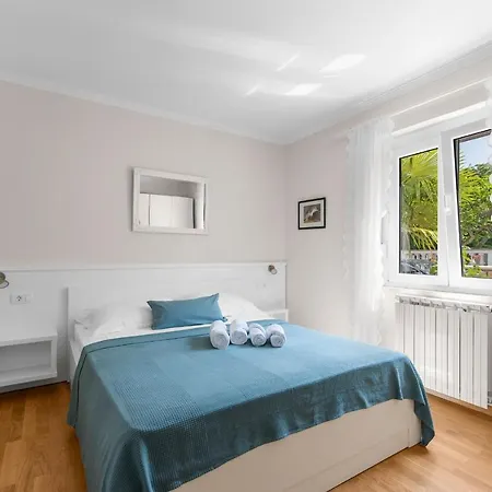 Hope - With Shared Pool 4*