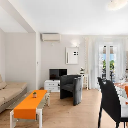 Hope - With Shared Pool Poreč