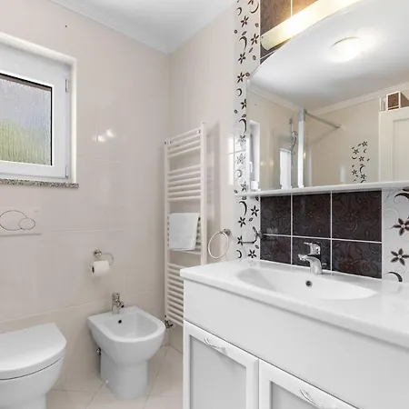 Hope - With Shared Pool Gæstehus 4*