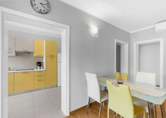 Guest house Hope - With Shared Pool