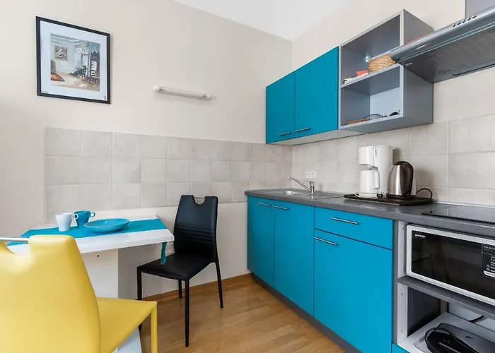 Hope - With Shared Pool Guest house Porec