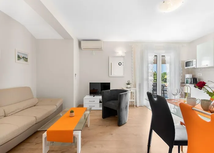 Hope - With Shared Pool Пореч