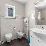 Hope - With Shared Pool Guest house