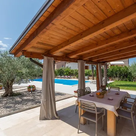 Hope - With Shared Pool